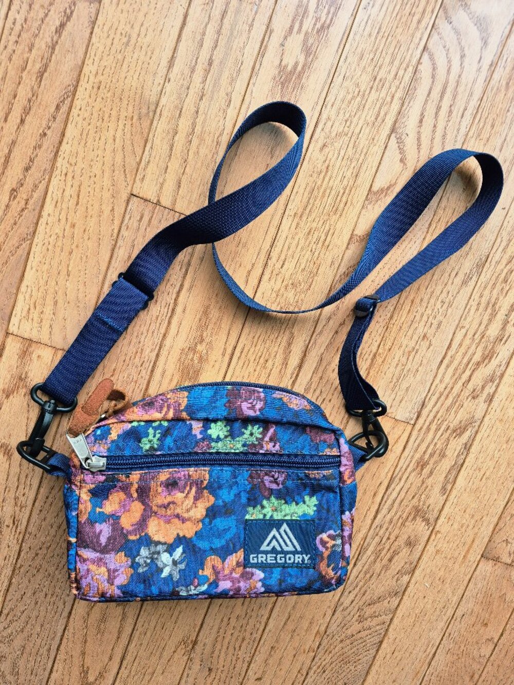Gregory Padded Shoulder Pouch Messenger Bag